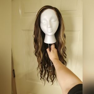 Outre Swirlista 102 Wig